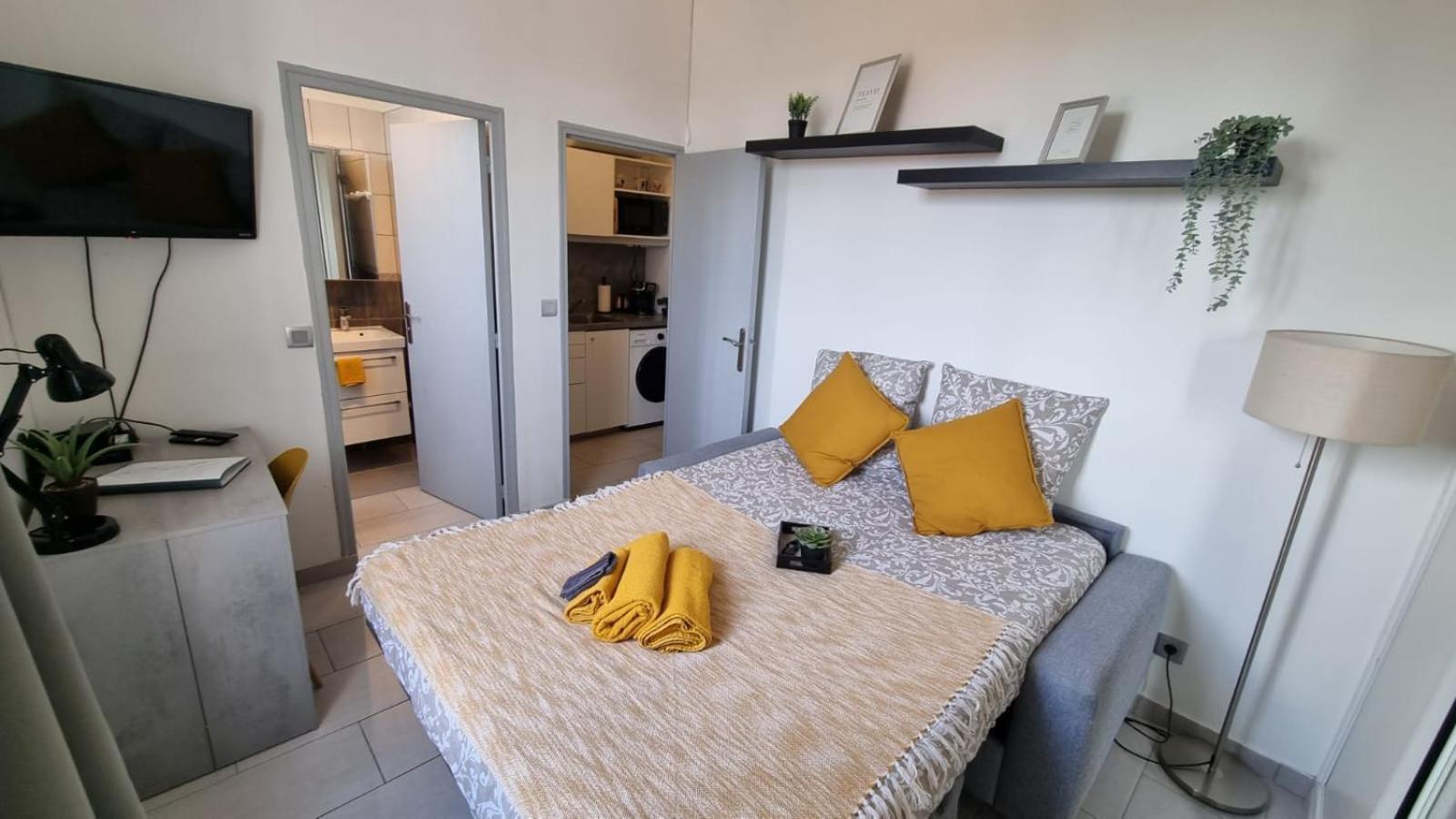 Studio Cosy - Manoir Securise - Avon Luaran gambar